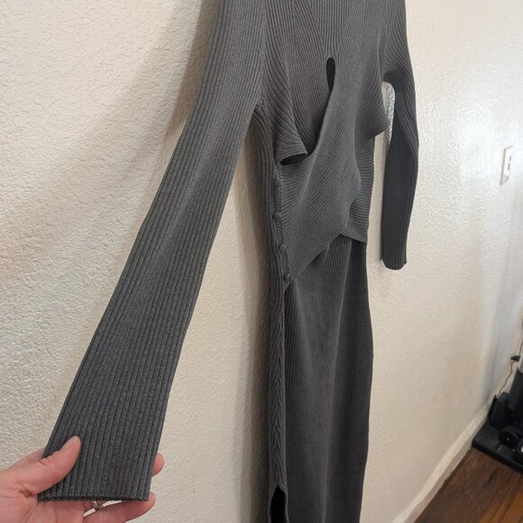 Astr the Label Long Sleeve Sweater Dress Grey Ribbed Midi Bodycon XL  Cutouts - Picture 3 of 12